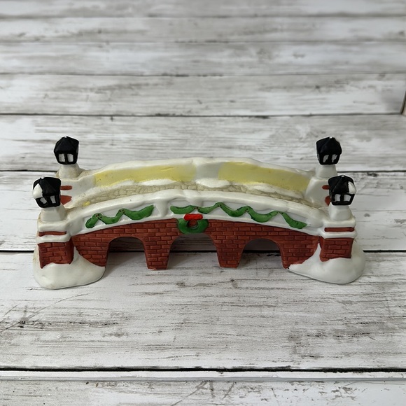 DICKENS KEEPSAKE PORCELAIN BRICK BRIDGE CHRISTMAS VILLAGE ACCESSORY IN BOX - Picture 6 of 9